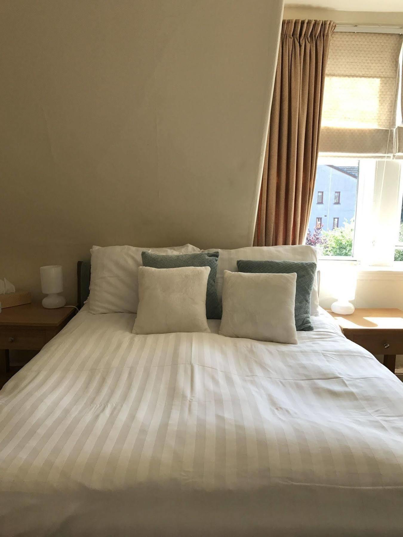 אדינבורו Canadale Guest House מראה חיצוני תמונה